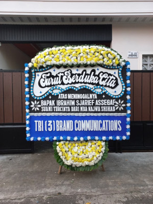 Papan Bunga Duka di Sungai Harapan